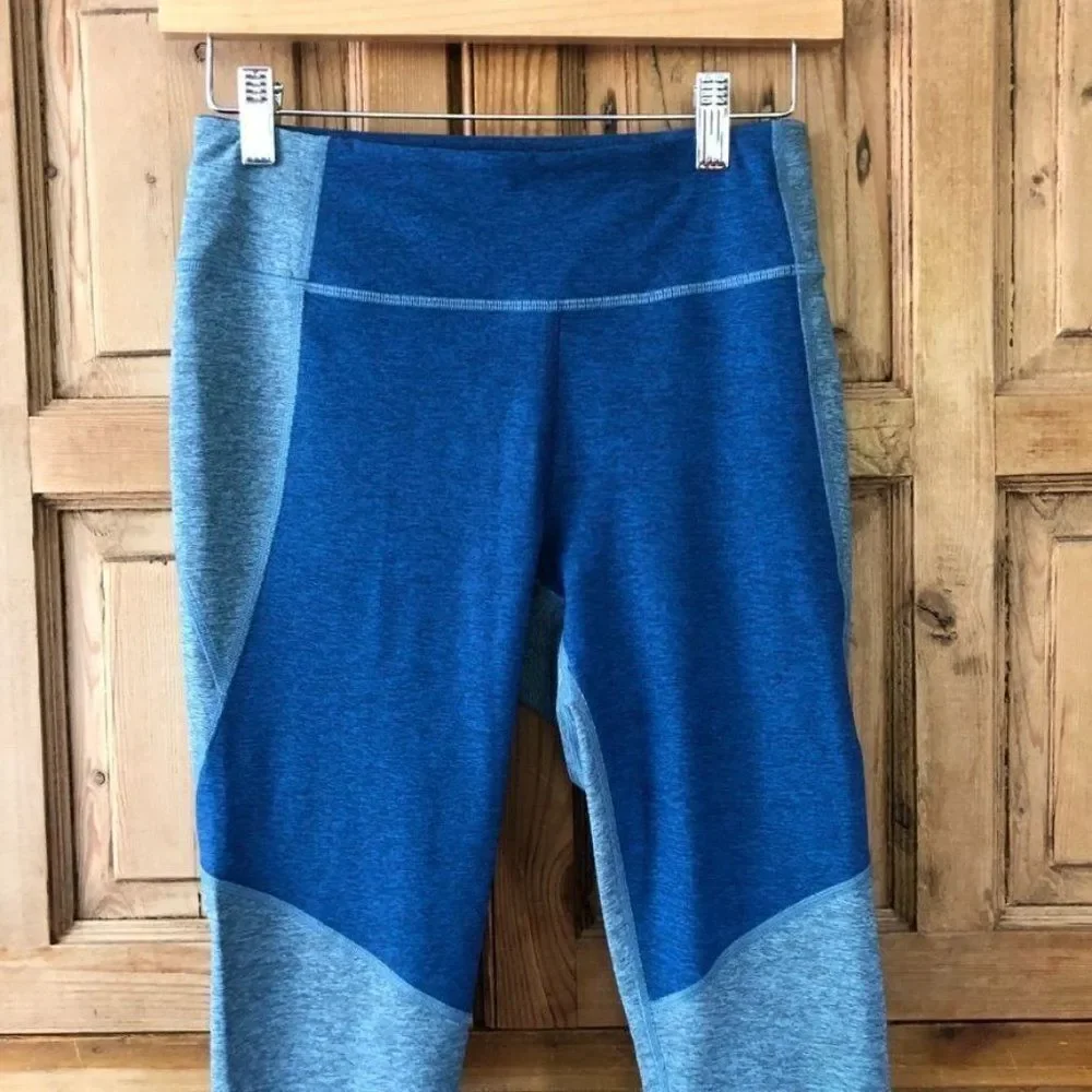 Outdoor Voices Small Two Tone Blue Cropped‎ Leggings Colorblock Athletic 24